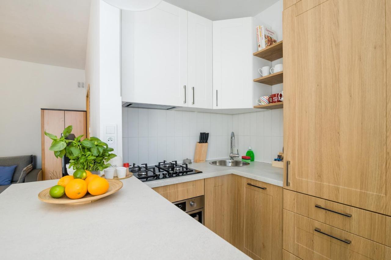 Shortstaypoland Plac Dabrowskiego B140 Warschau Exterior foto